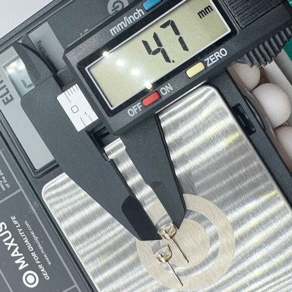 14k Yellow Gold Triangular Stud Earrings CZ Cubic Zirconia Classic Minimalist - Picture 8 of 16